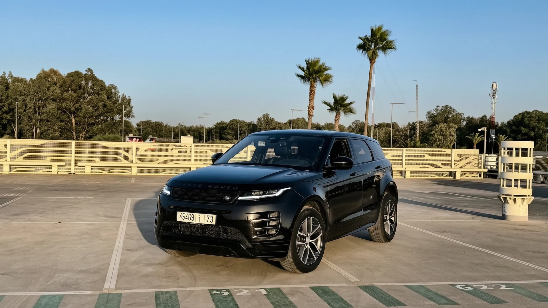 Range Rover Evoque Haboub Car Rental